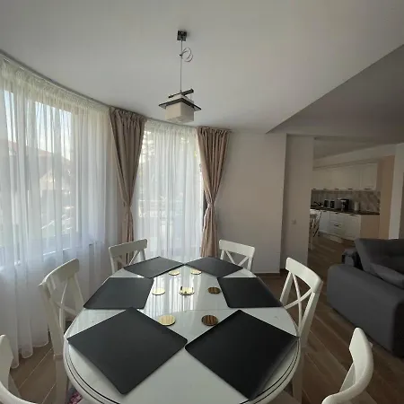 Iarca 4*