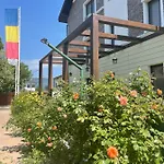 Iarca شقة فندقية 4*