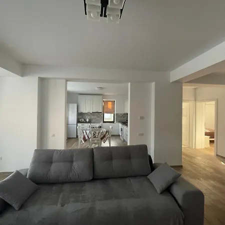 Iarca Апарт-отель Бухарест