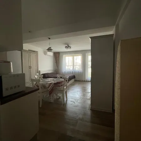 Iarca Апарт-отель