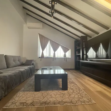 Iarca 4* Бухарест