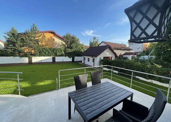 Apart Otel Iarca Bükreş